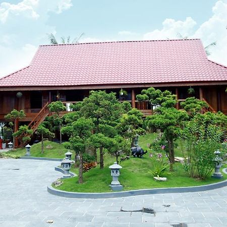 Hoa Nam Hotel Hanoi Exterior photo